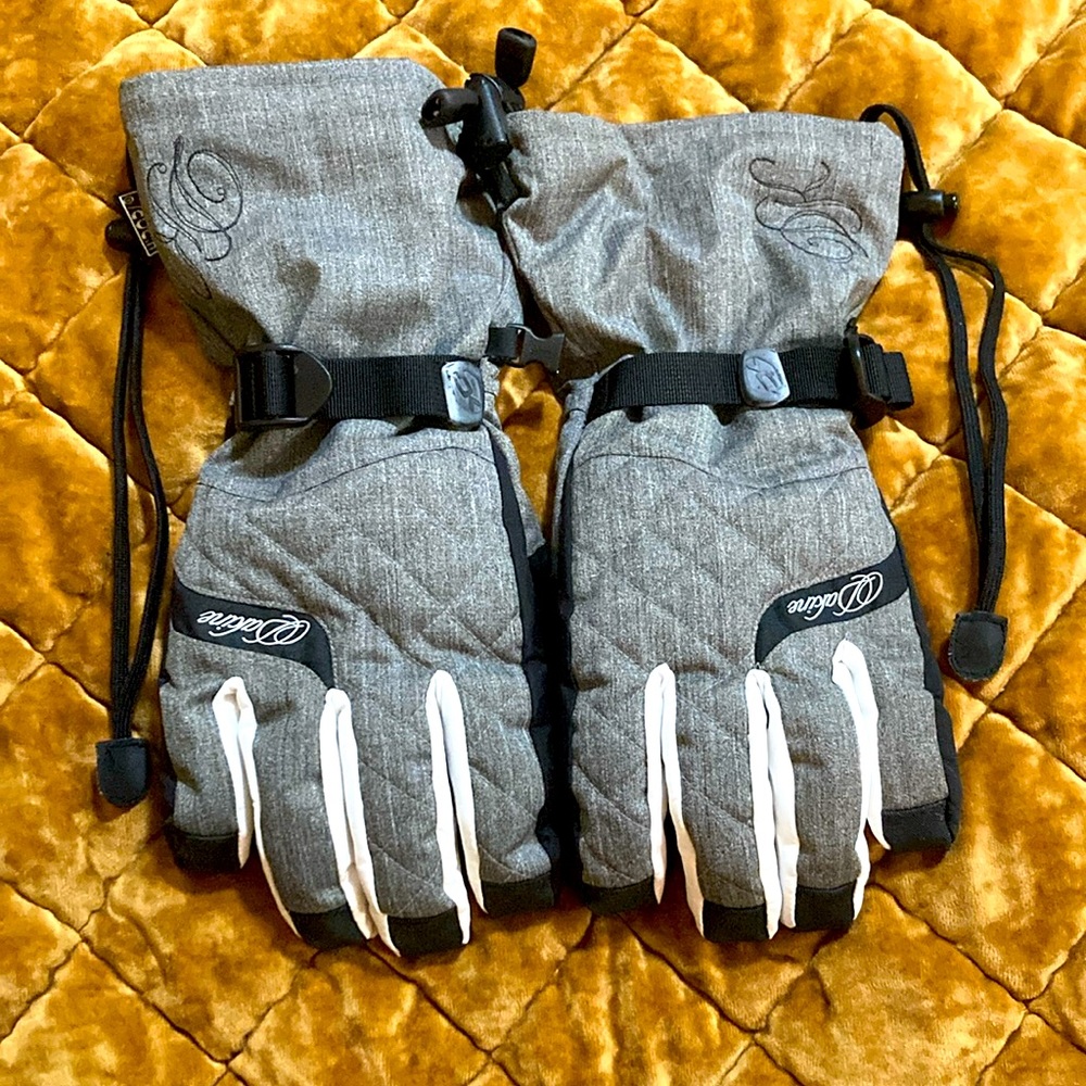 Women’s DAKINE Camino gloves ~ size medium ~ (ski / snowboard / winter sports)